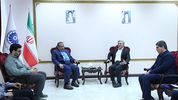 بانک‌ها در وضعیت موجود با دریافت‌کنندگان تسهیلات کنار بیایند