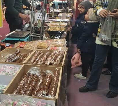 استقبال گرم نمایشگاه بین المللی مراغه از زمستان سرد برای کاهش هزینه شب یلدا شهروندان مراغه