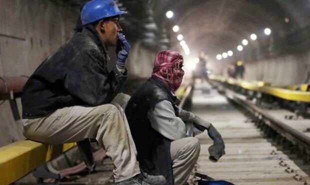 کاهش حقوق کارگران با تعطیلی پنجشنبه تخلف است