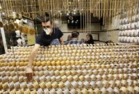 باز هم دلار به طلا مجال رفتن نداد!